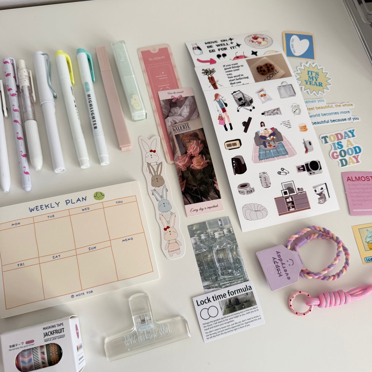 Clean Stationery Set